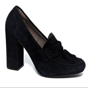 LEVITY] Naomi Black Suede Tassel Stacked Heel A9